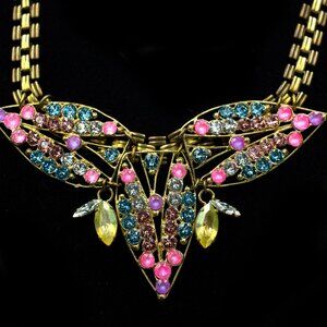 LULU FROST PASTEL BUTTERFLY NECKLACE, NWT - JNTCLP1